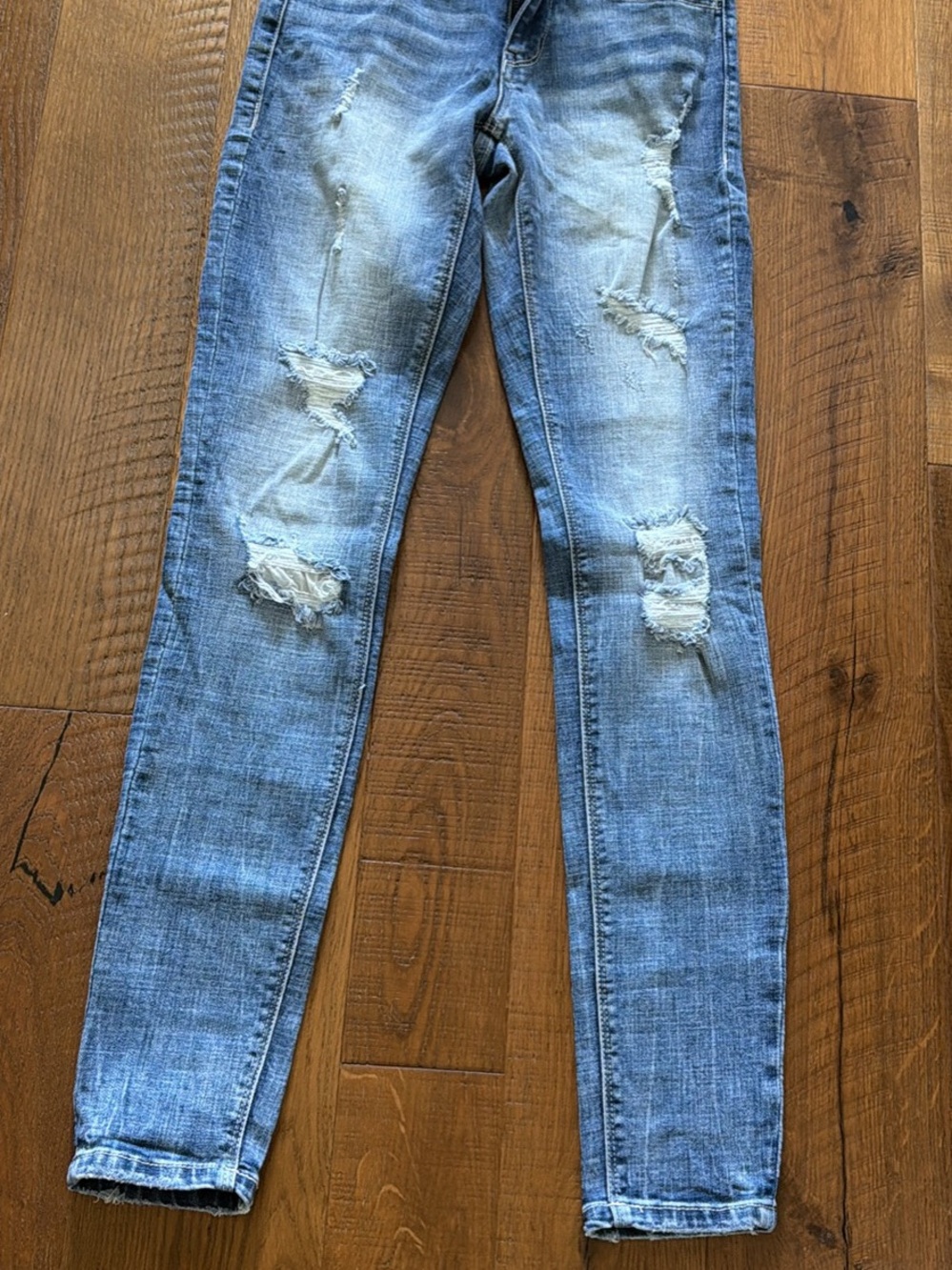 Daytrip Light Blue Distressed Skinny Jeans